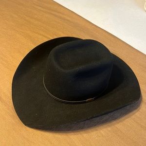 Wrangler black felt cowboy hat